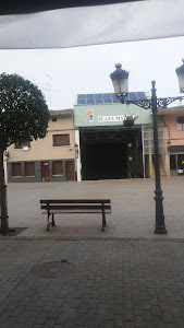 Plaza Mayor Baños de Río Tobía