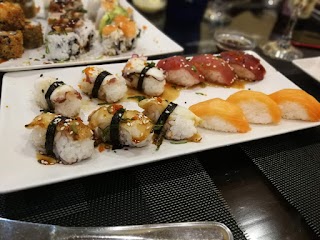 Oishii Sushi Buffet