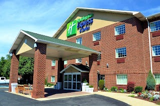 Holiday Inn Express & Suites Monaca - Center Township, an IHG Hotel