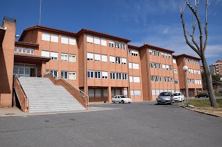 Escuela Universitaria de Educación y Turismo de Ávila