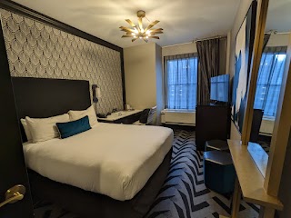 The Allegro Royal Sonesta Hotel Chicago Loop