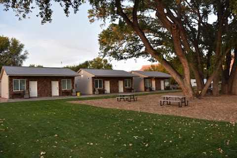 Zion's Camp and Cottages