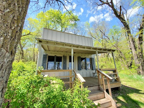 St. Deroin Broom Maker Building