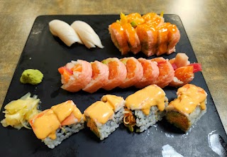 Lucky Sushi Cafe