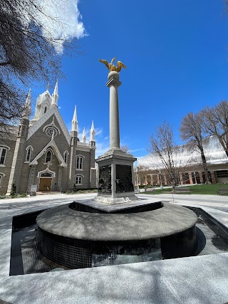 Seagull Monument