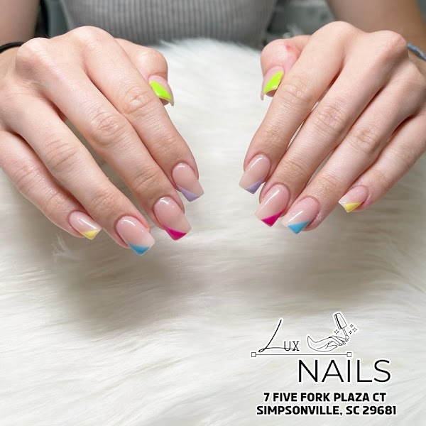 Lux Nails