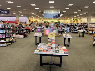 Barnes & Noble