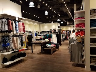 Banana Republic Factory Store