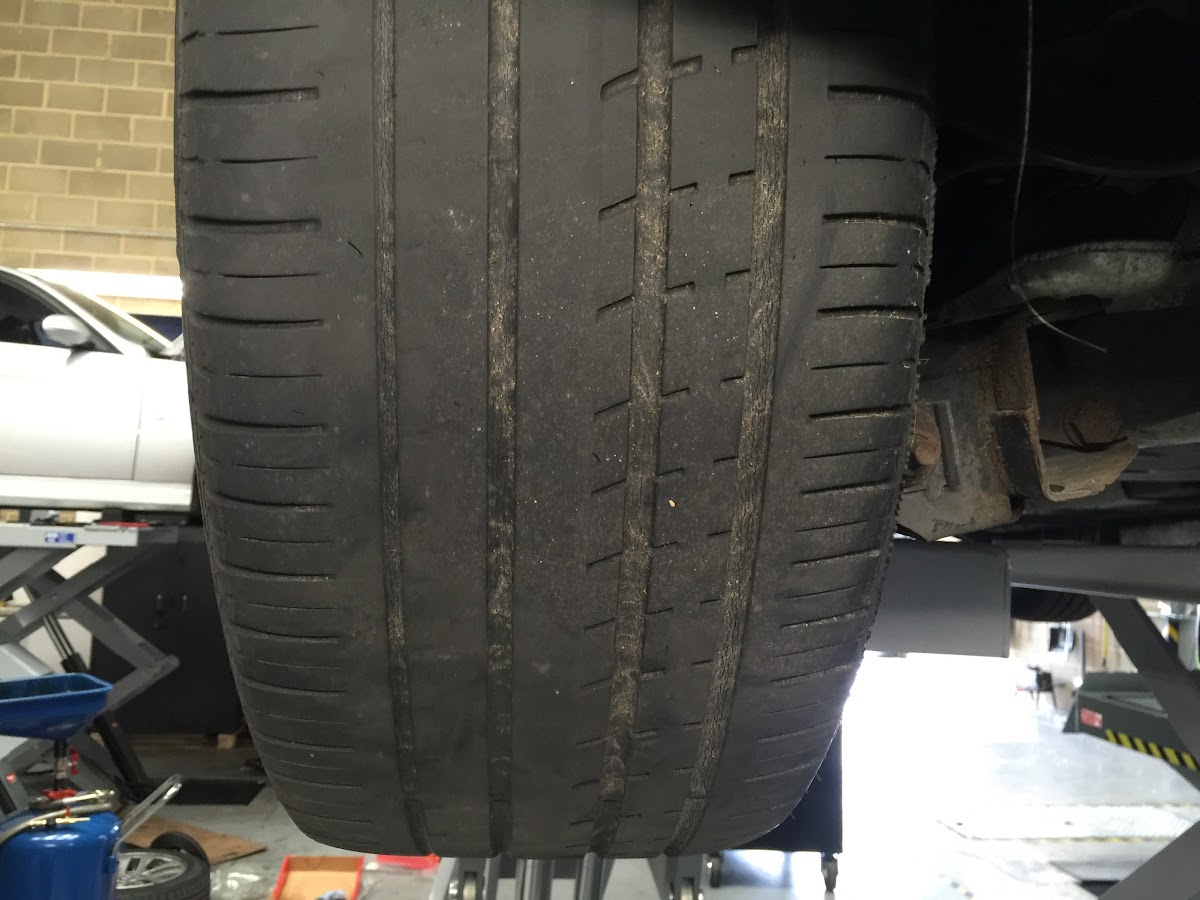 Welwyn Auto Centre in Unit 9 Blenheim Ct, Brownfields, Welwyn Garden City AL7 1AD, UK - Car Repair And Mot Garages featuring 
