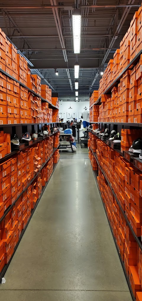 Nike Factory Store - Merrimack