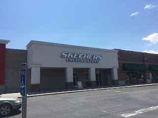 SKECHERS Warehouse Outlet