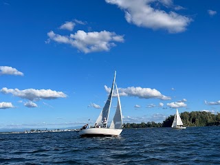 Island Sailing School & Club