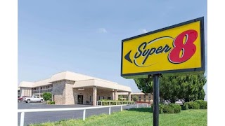 Super 8 by Wyndham Clovis