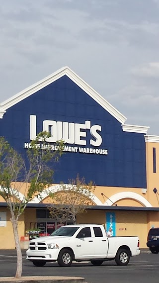 Lowe's Garden Center