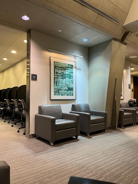 American Airlines Admirals Club