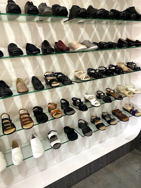 Photo of Sally Shoes - 10839 Main Street, El Monte, CA 91731, USA