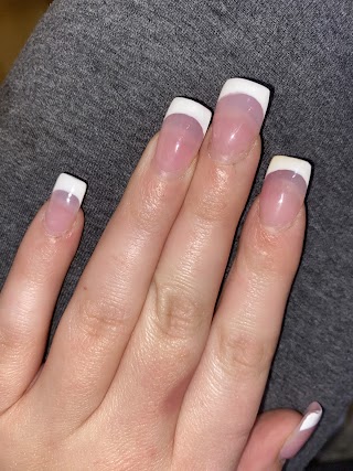 Da-Vi Nails