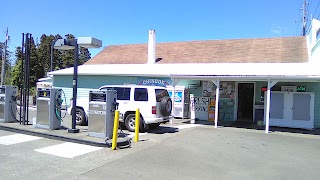 Chinook Country Store