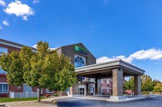 Holiday Inn Express & Suites Salisbury - Delmar, an IHG Hotel