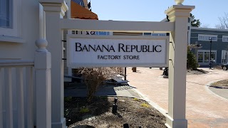 Banana Republic Factory Store