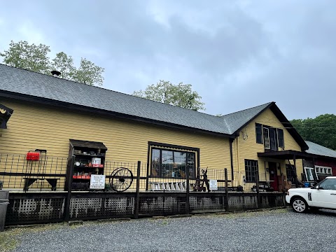 Goodspeed's Station Country Store