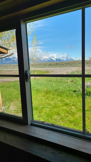 Anne Kent Cabins (Historic Cabin)