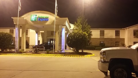 Holiday Inn Express Breaux Bridge/Henderson, an IHG Hotel