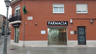 Farmacia La Doctora 15, Ldo. Jorge Sánchez González