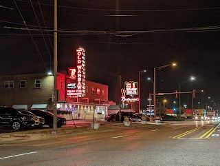 Sawa's Old Warsaw Restaurant