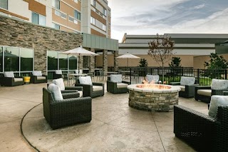 Courtyard by Marriott Omaha Bellevue at Beardmore Event Center