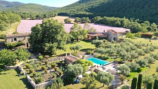 La Font de Counet: Maison de vacances de charme, avec piscine et spa, à la campagne dans le Luberon, Alpes-de-Haute-Provence