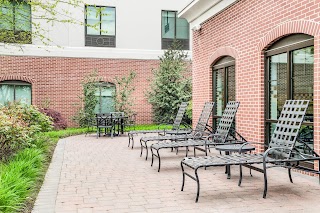 Holiday Inn Express & Suites Wilmington-Newark, an IHG Hotel