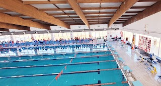 Piscina Cubierta En Utrera