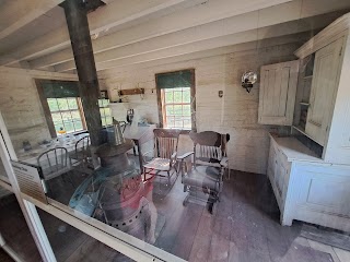 Maltese Cross Cabin