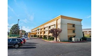 La Quinta Inn & Suites by Wyndham Albuquerque Journal Ctr NW