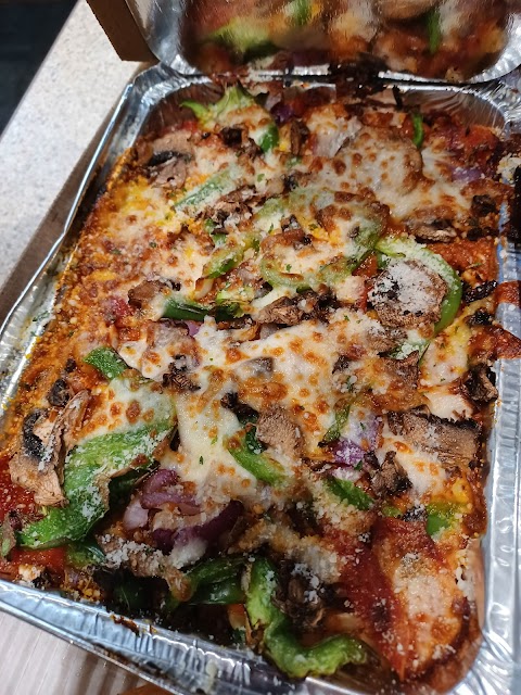 Photo of Pizza Hut - 5375 East Dupont Road, Fort Wayne, IN 46825, USA