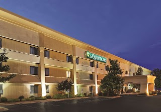 La Quinta Inn & Suites by Wyndham N Little Rock-McCain Mall