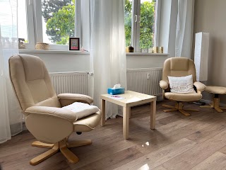 Heilpraktikerin für Psychotherapie und Liebscher & Bracht Therapeutin, Kirsten Sander