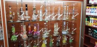 Main Smoke Shop