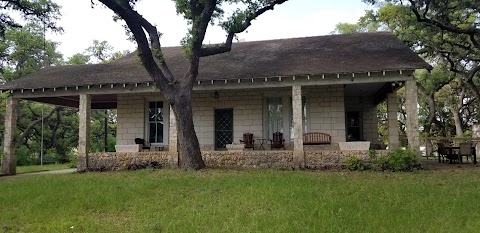 Menger Cottages