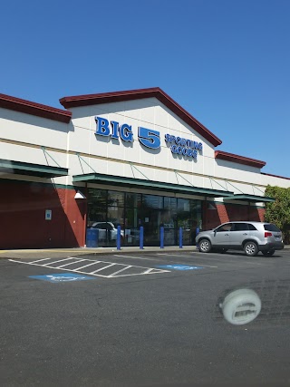 Big 5 Sporting Goods