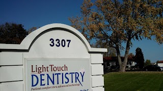 Light Touch Dentistry - Justin Long D.M.D.