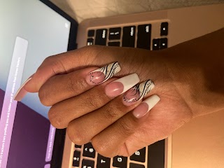 L&T Nailz