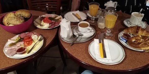 Foto von Cafe - Konditorei Weiss - Chamer Straße 6, Roding, Bayern, Deutschland