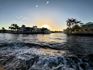 Water Taxi Stop #10