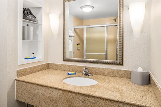 Holiday Inn Express & Suites Wilmington-Newark, an IHG Hotel