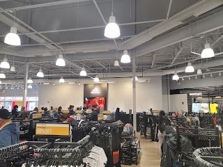 adidas Outlet Store Aurora, Chicago Premium Outlets