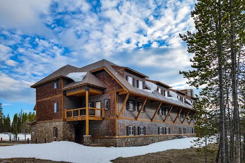 Canyon Lodge & Cabins