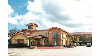 La Quinta Inn by Wyndham New Orleans West Bank / Gretna