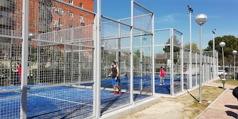 Polideportivo Municipal el Espinillo de Madrid